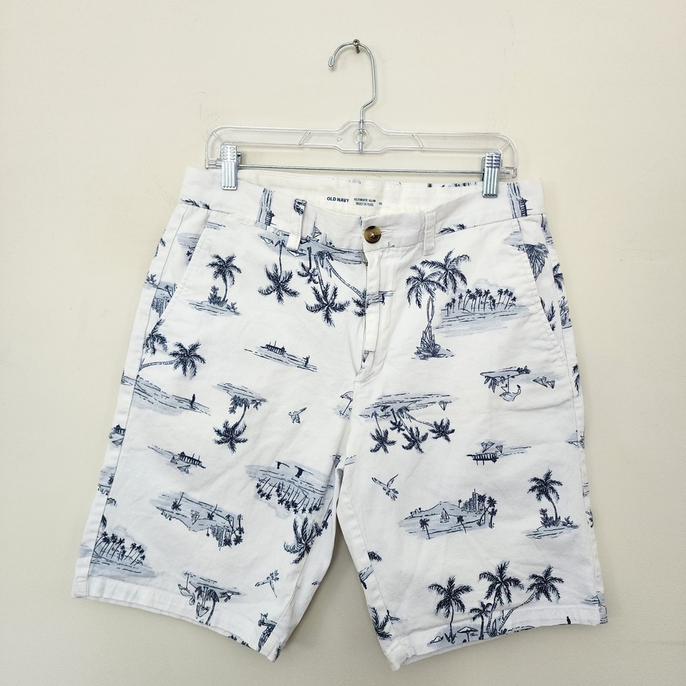 Old Navy Ultimate Slim Built-In Flex Shorts Mens 32 White Navy Tropical Palm